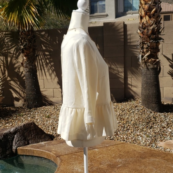 NEW FRNCH Paris Cream Peplum Top - Picture 3 of 5